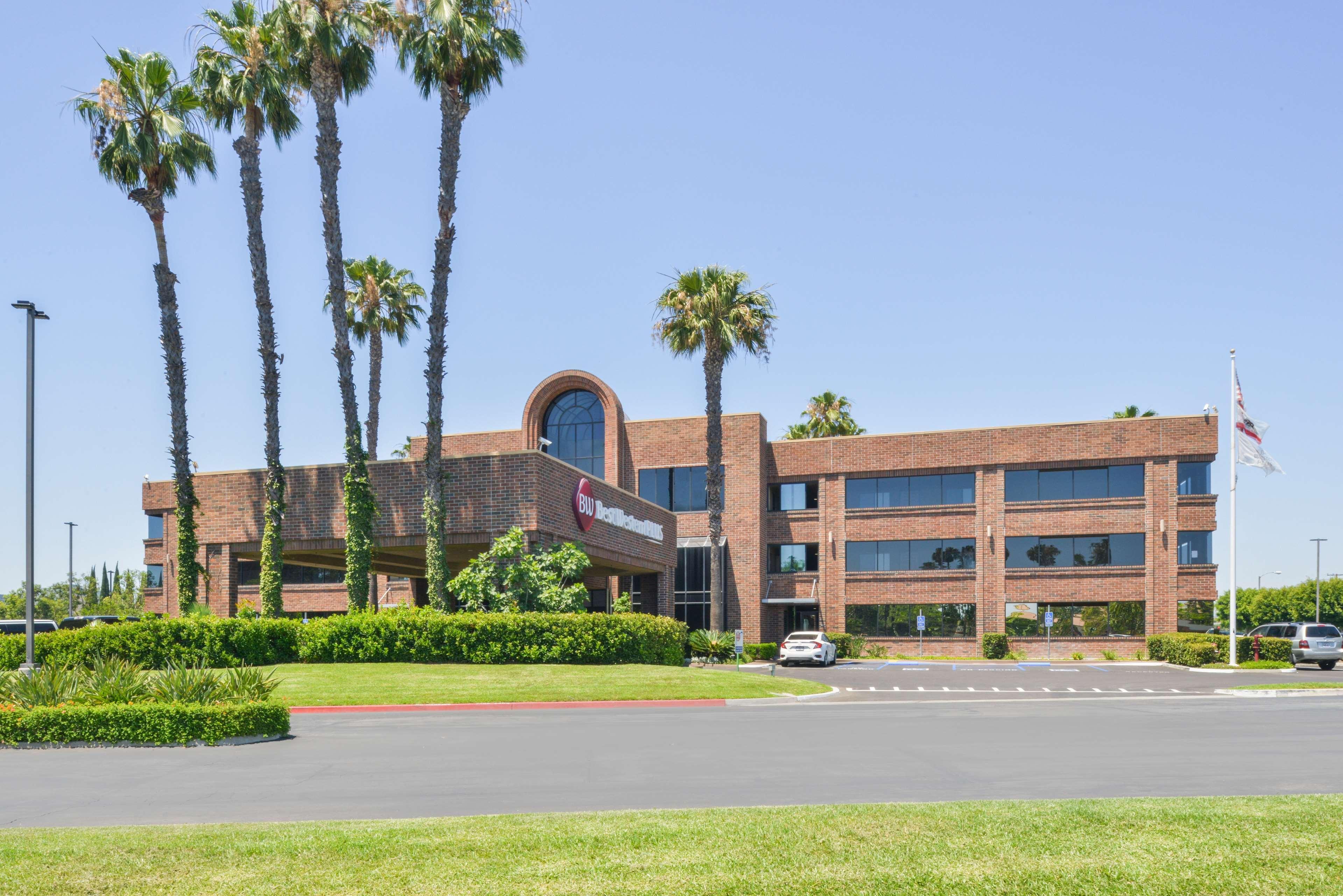 Best Western Plus Meridian Inn & Suites, Anaheim-Ориндж Экстерьер фото